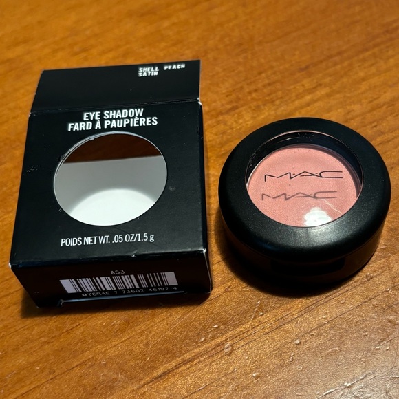MAC Satin Eye Shadow Shell Peach - Picture 6 of 16